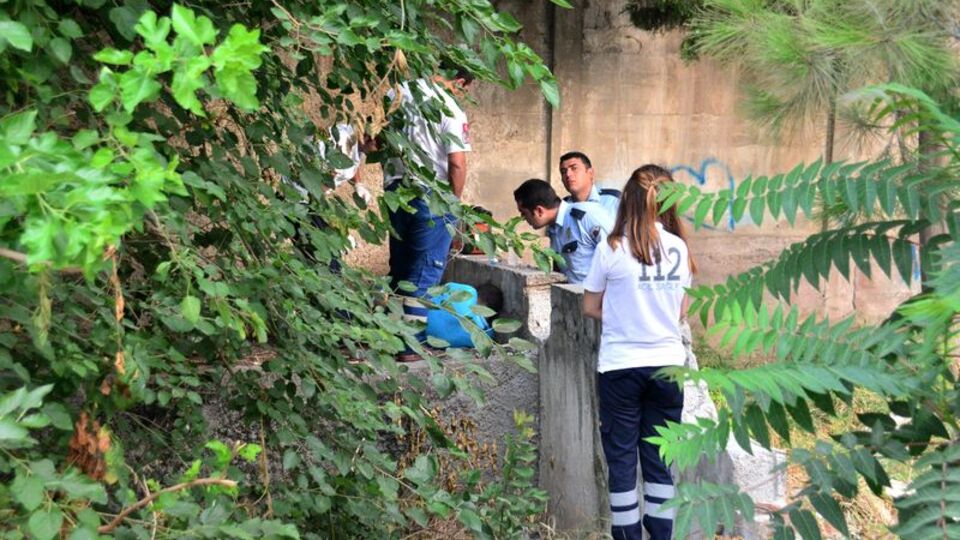 Aşırı dozda uyuşturucu öldürdü