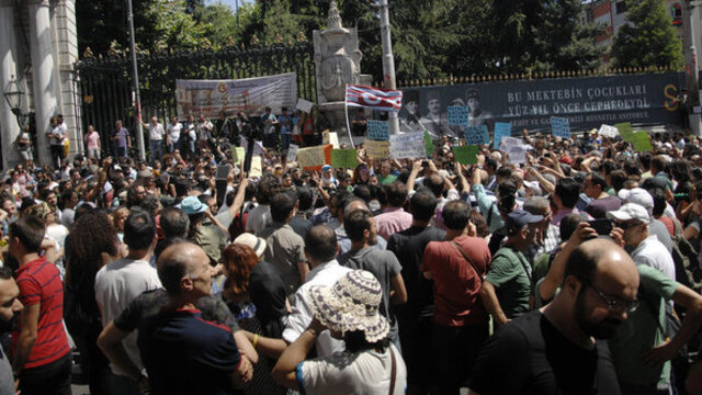 Taksim'de Yeşil Yol eylemi
