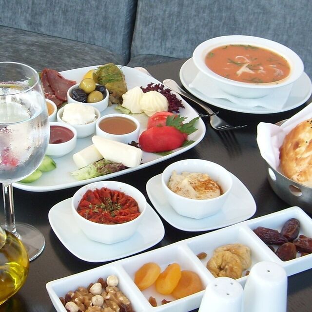 İftardan sahura hafta sonu canlılığı
