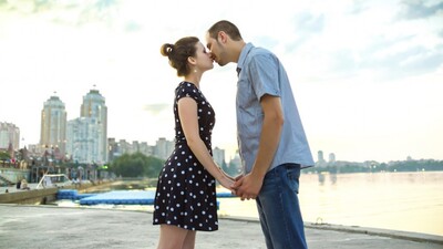 Öpüşmek ahlaksızlık mı?