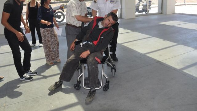 40 dakika boyunca kucağında taşıdı!