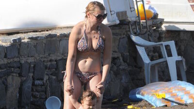 Seçkin Piriler tatilde