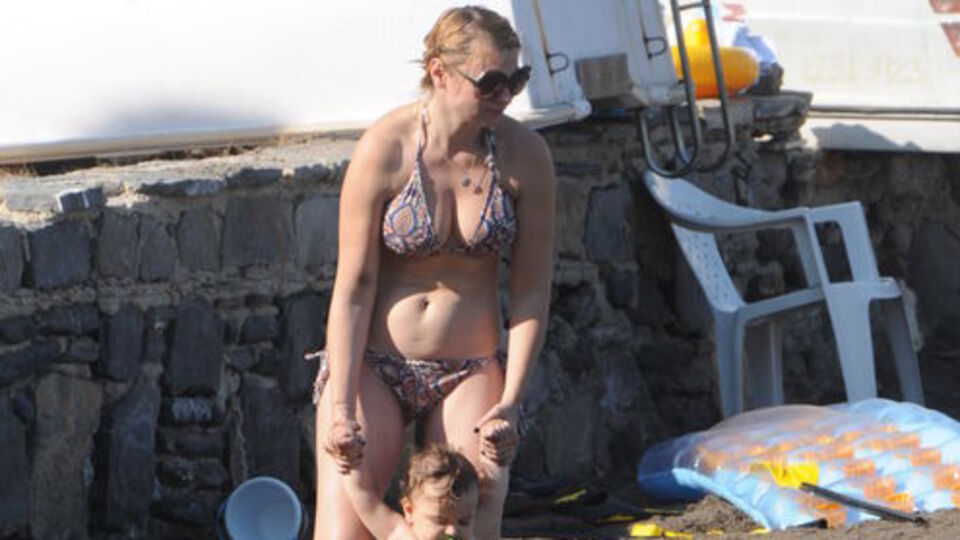 Seçkin Piriler tatilde