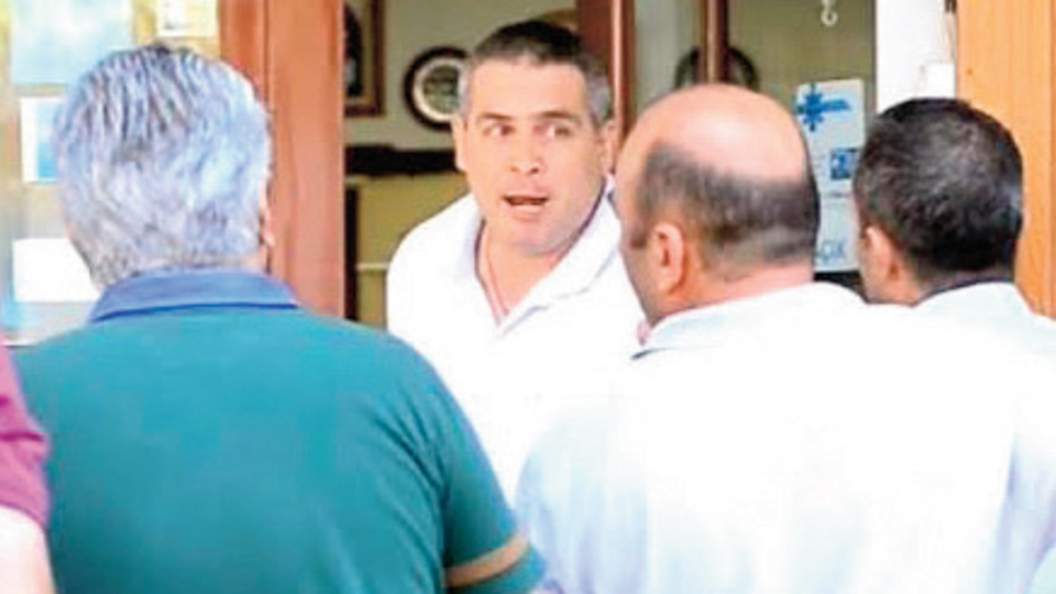 "Bırakın ölsün"