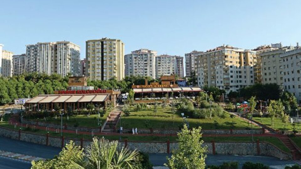 Ataşehir Belediyesi'nde neler oluyor?