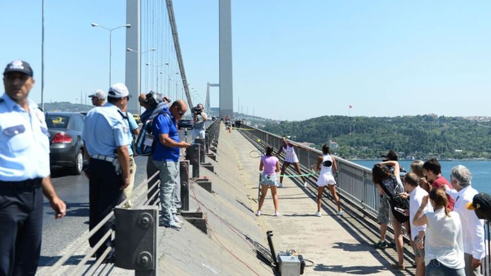 Boğaz'da gösteri maçı