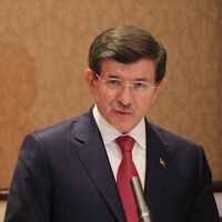 Davutoğlu'ndan flaş açıklamalar