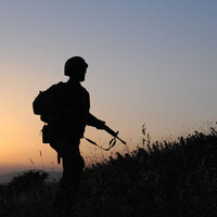 Teröristlerle asker arasında çatışma