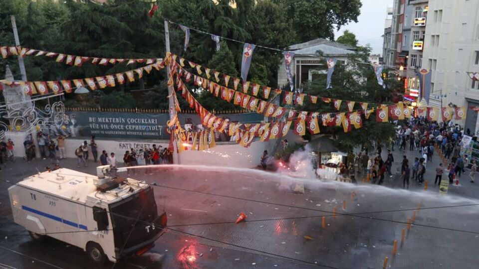 Taksim'de polis müdahalesi