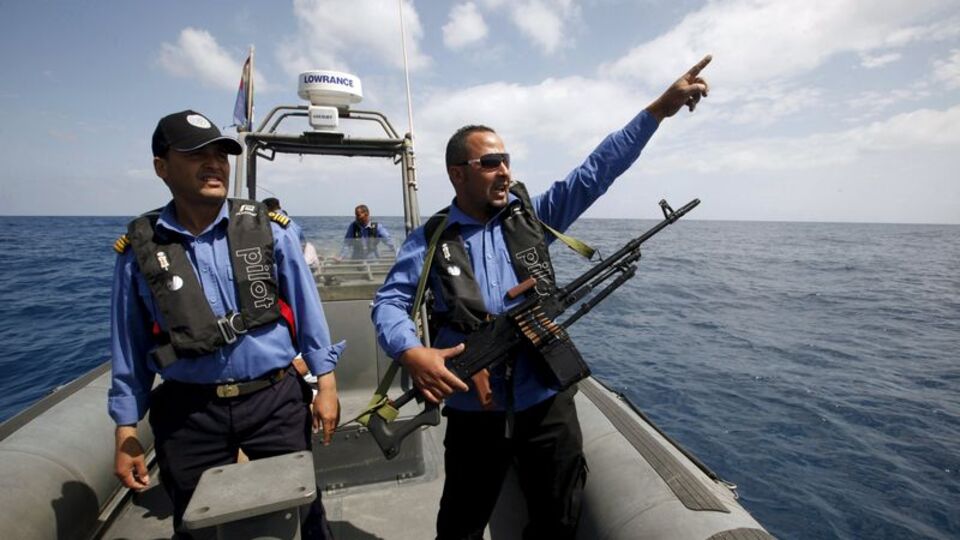 Libya, iki gemiyi daha vurdu!