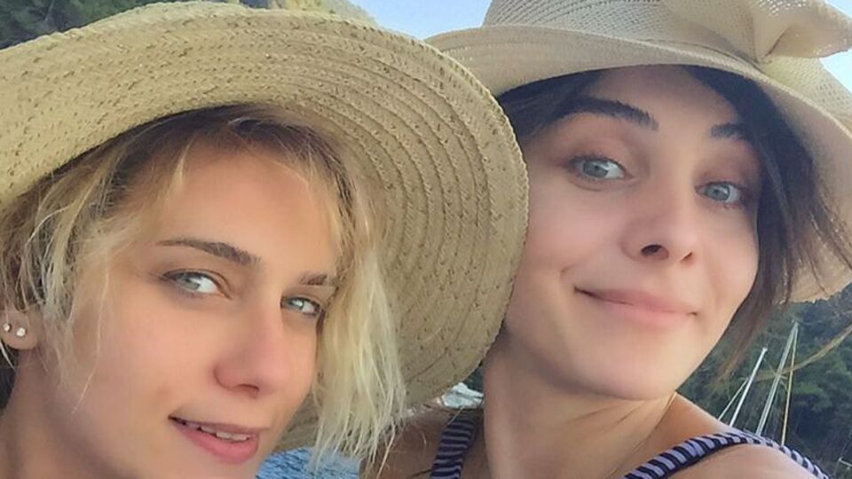 Kankaların tatil keyfi