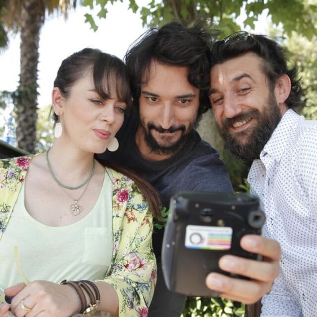 Yok artık Demet!