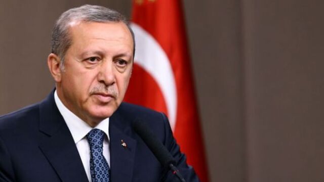 Erdoğan, şehit polisin ailesine başsağlığı diledi