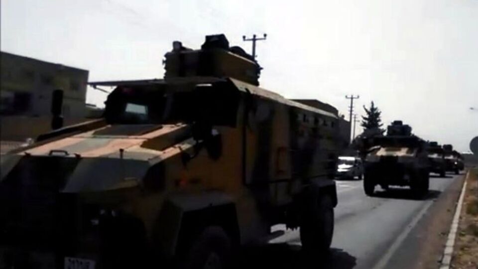 Sınırda askeri sevkiyat