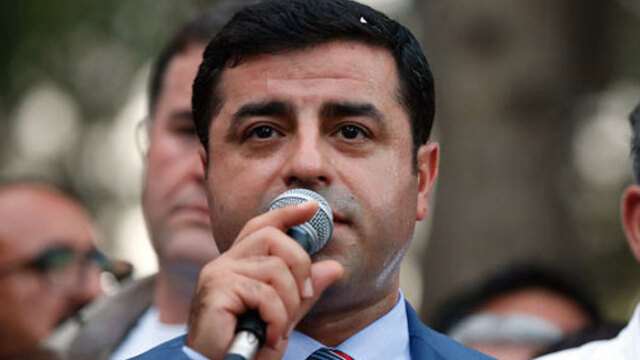 Demirtaş'tan şehit polislerle ilgili açıklama