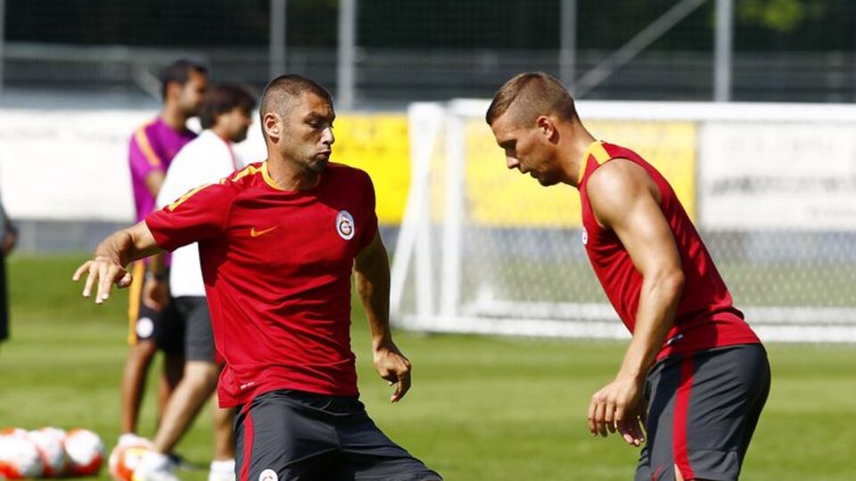 Podolski'den Burak açıklaması