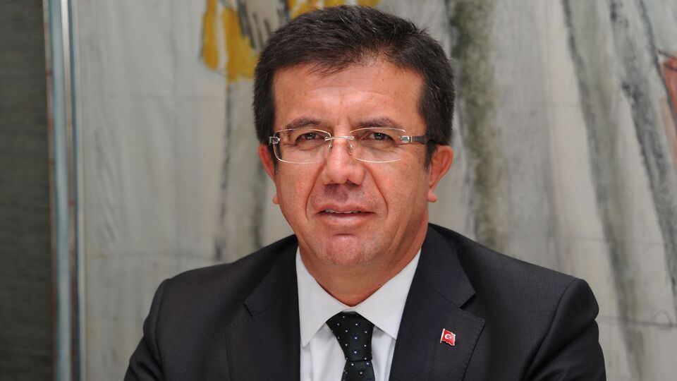 Zeybekci'den dolar açıklaması