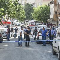 Diyarbakır'da polise silahlı saldırı: 1 şehit!