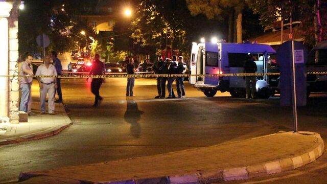 Şüpheli çanta bomba paniği yaşattı