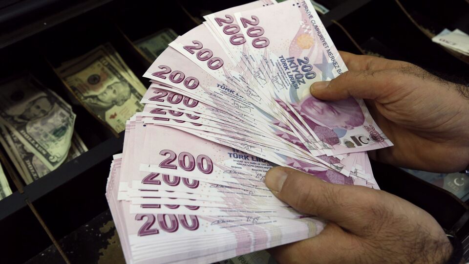 Türk Lirası ile ilgili flaş açıklama