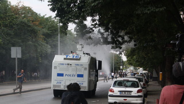 Ankara'da polis müdahalesi