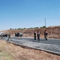 Diyarbakır'da askeri araca saldırı!