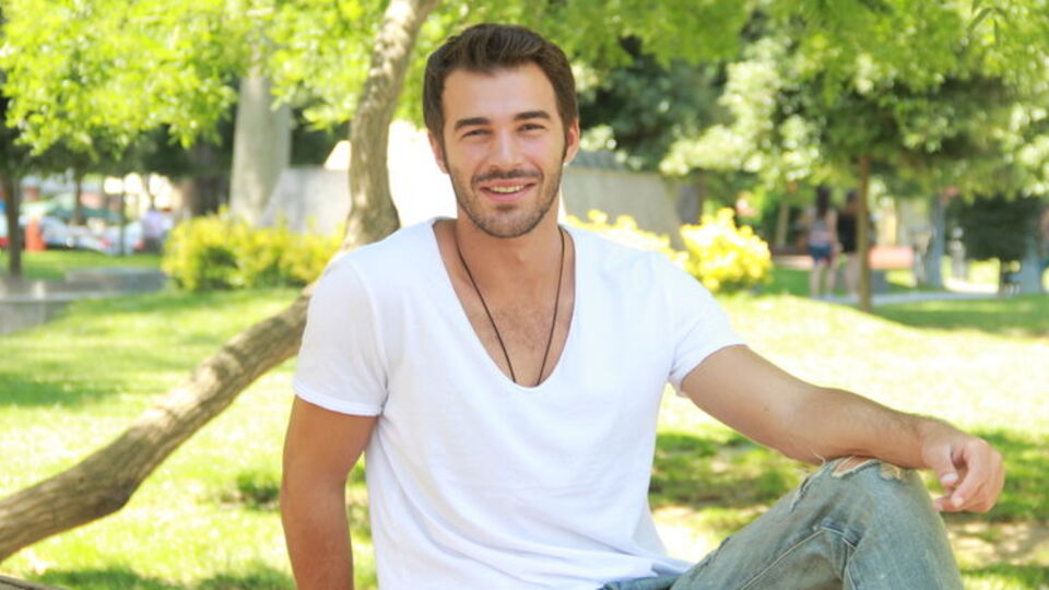 "Yakışıklı olmak kolay asıl mesele..."