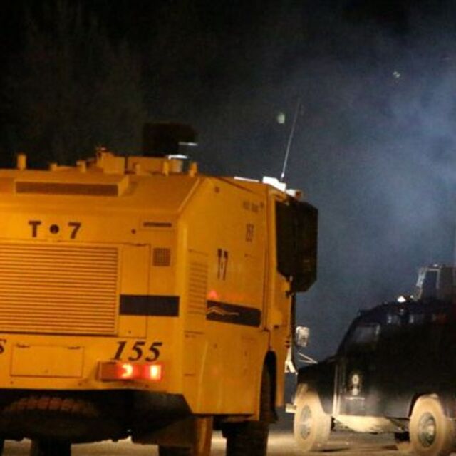 Siirt ve Diyarbakır'da polis karakoluna, Nusaybin'de polis ekiplerine ateş açıldı