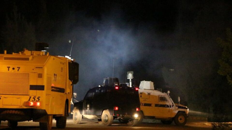 Siirt ve Diyarbakır'da polis karakoluna, Nusaybin'de polis ekiplerine ateş açıldı