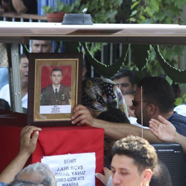 Şehit Başçavuş İsmail Yavuz'a son görev
