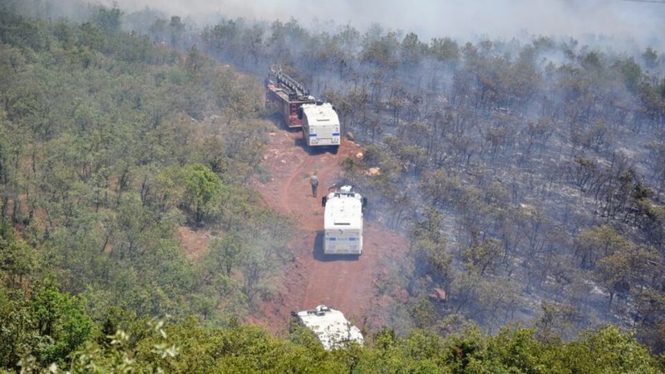 Tunceli'de komando tugayı yakınlarında yangın!
