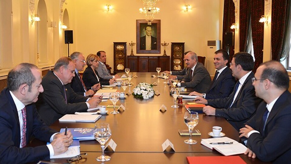 Günaşırı toplanacaklar!