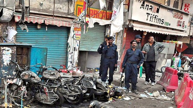 Hindistan'da polis karakoluna saldırı!