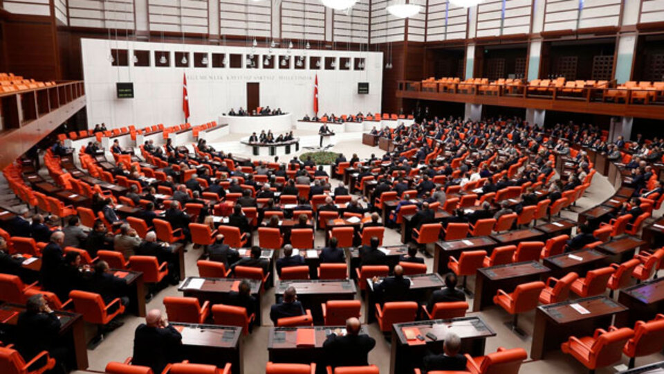 Meclis olağanüstü toplanıyor!