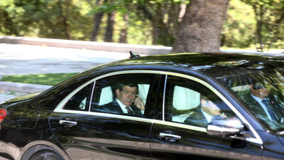 Başbakan Davutoğlu'ndan Bordo Bereliler'e ziyaret!