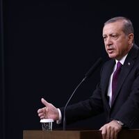 "Çözüm sürecini milli birliğimize kastedenlerle devam ettirmek mümkün değil"