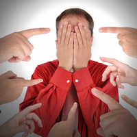 Sosyal fobi hayatınızı karartmasın