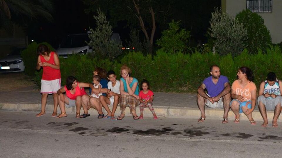 Akdeniz'de tsunami tartışması!