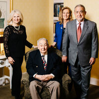 'Kova ve bez alıp Dolmabahçe'nin camlarını silecektim'