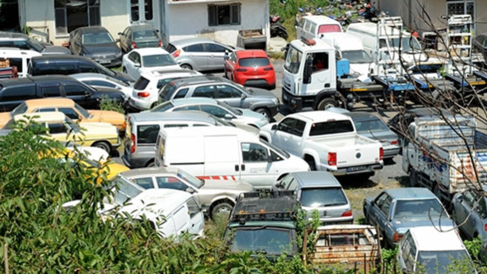 O araçlar otoparkları doldurdu