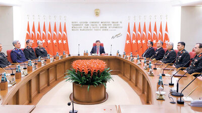 Davutoğlu başkanlığında toplandı, 3 gün sürecek