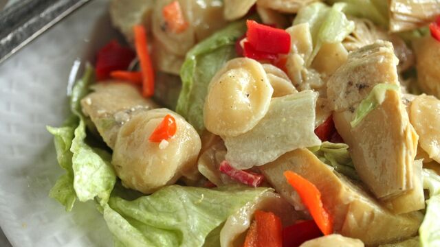 Enginar salatası