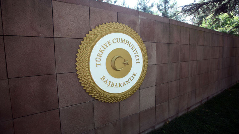 Başbakanlığa yeni logo!