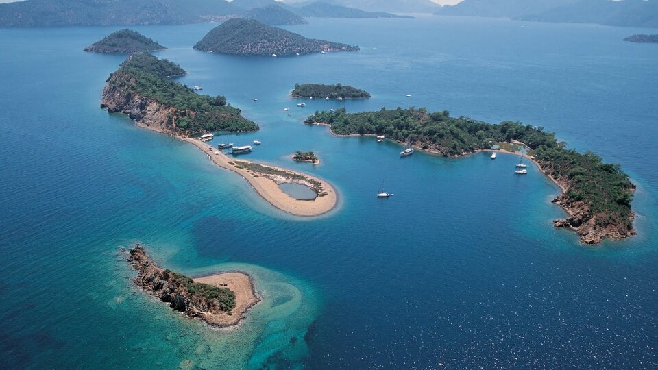 Ege'de satılık ada fırtınası!