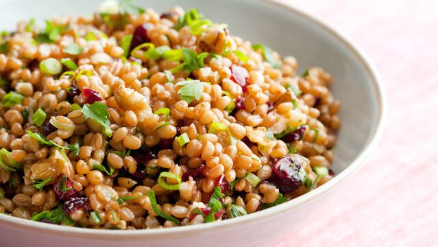 Buğday salatası