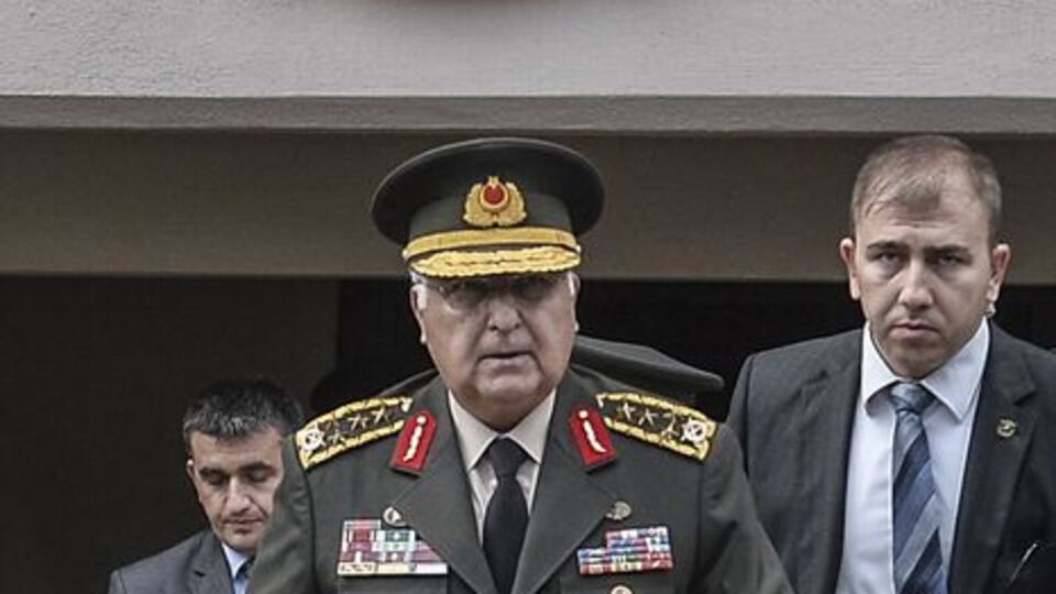 Necdet Özel'den veda ziyareti!