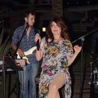 Tüzün her cuma Bodrum'da