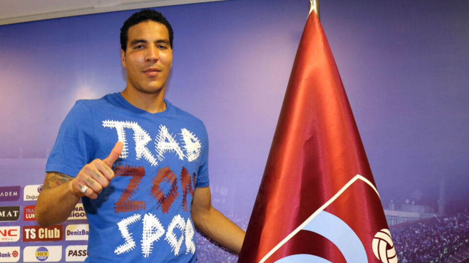 Esteban Alvarado Trabzonspor'da