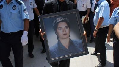 Gülay Kanatlı son yolculuğuna uğurlandı