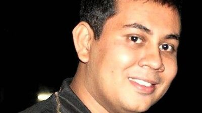 Laik blogcuyu palayla parçaladılar!